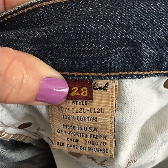 7 For All Mankind - Picture 3 of 3